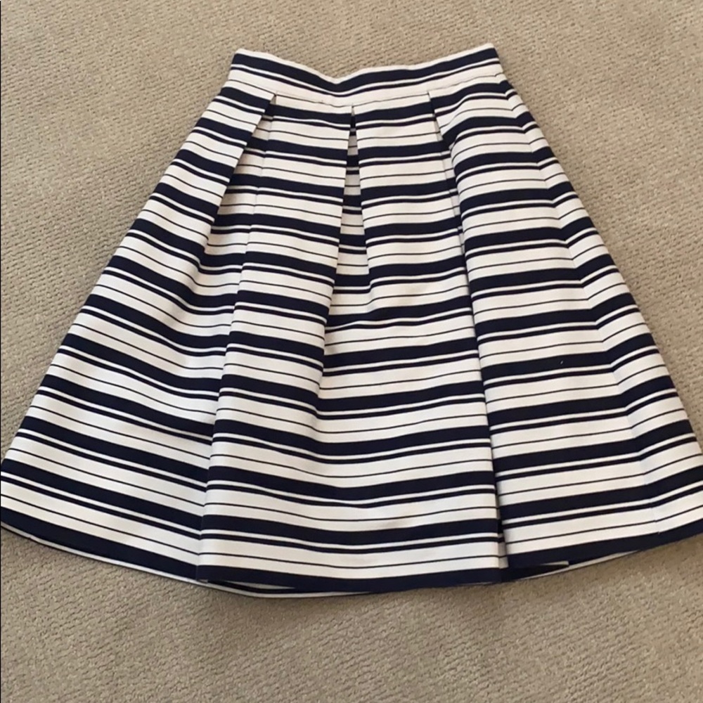 Navy stripe perfection!